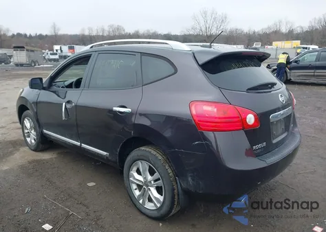 2013 Nissan Rogue Sv z USA, uszkodzony, nr VIN JN8AS5MT0DW522909